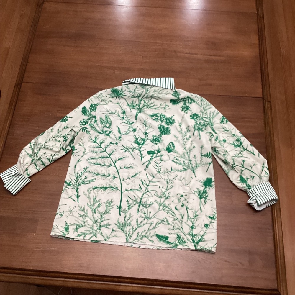 Botanical Herbal Print Long Sleeve Top Green Striped Accents Womens Medium - Picture 2 of 7